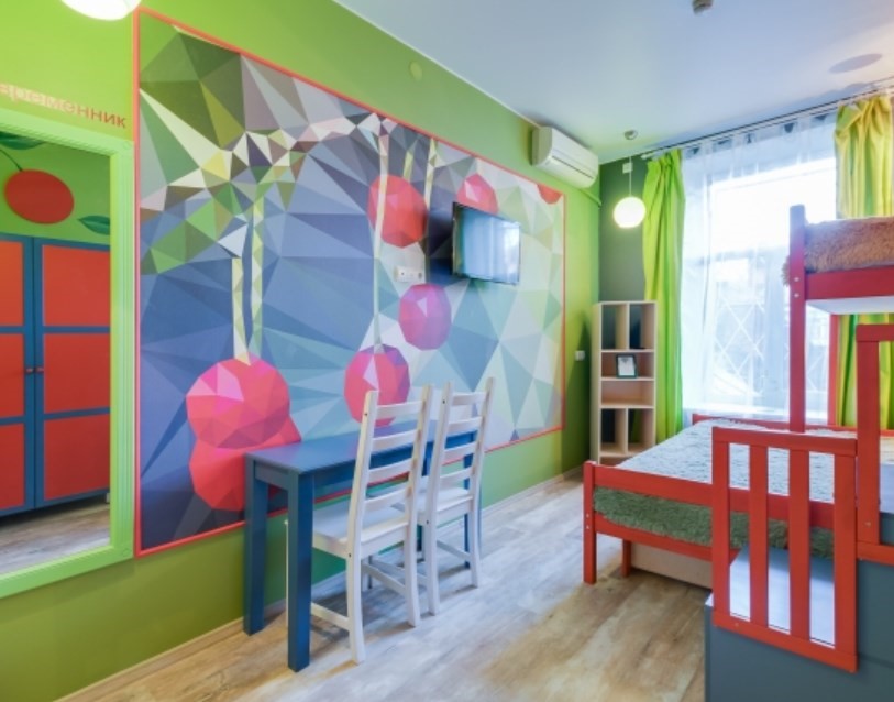 Фото Современник