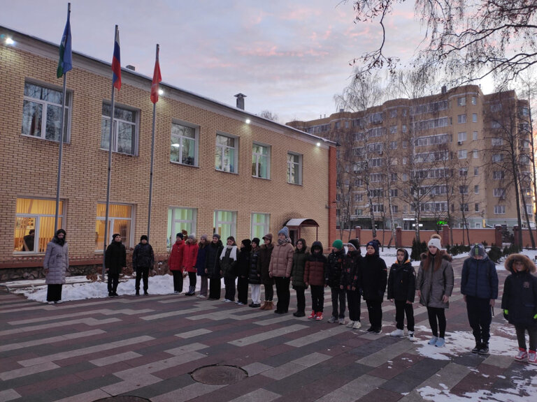 Жалпы білім беретін мектеп МБОУ Успенская средняя общеобразовательная школа, Мәскеу және Мәскеу облысы, фото