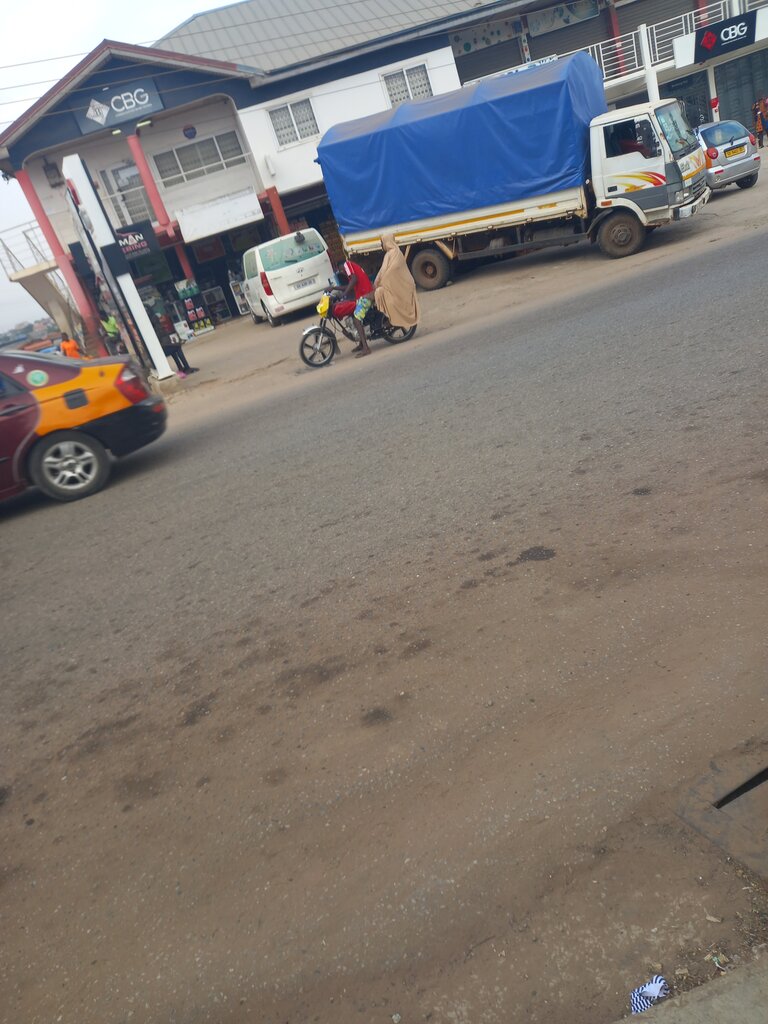 Bank CBG, Accra, photo