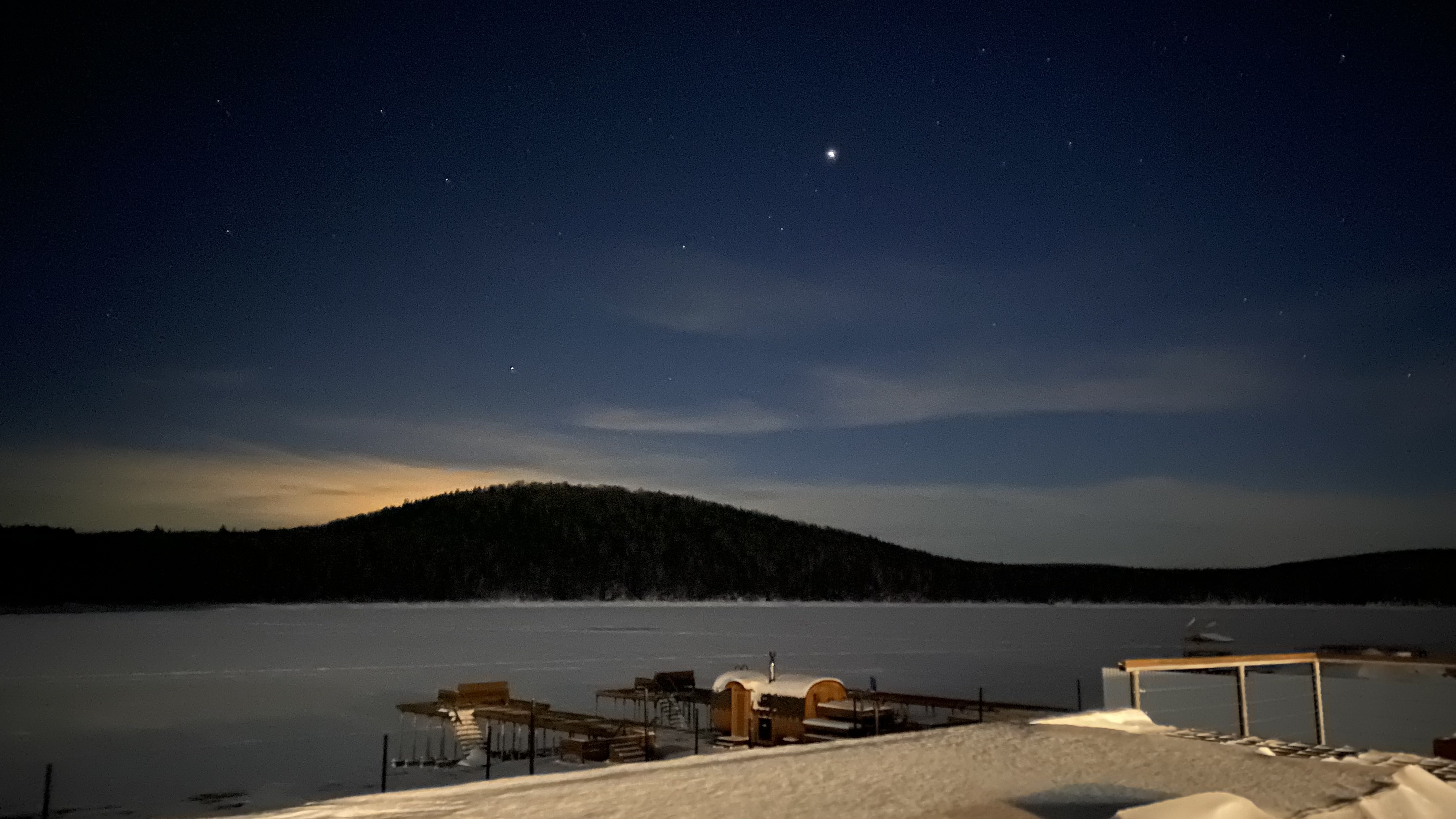 Фото Black River