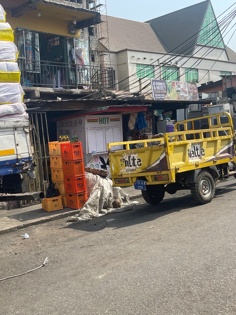 Alcoholic beverages Fraca 2020 Enterprise, Accra, photo