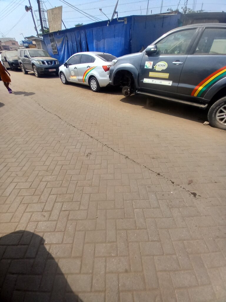 Bar, pub E Pub, Accra, photo