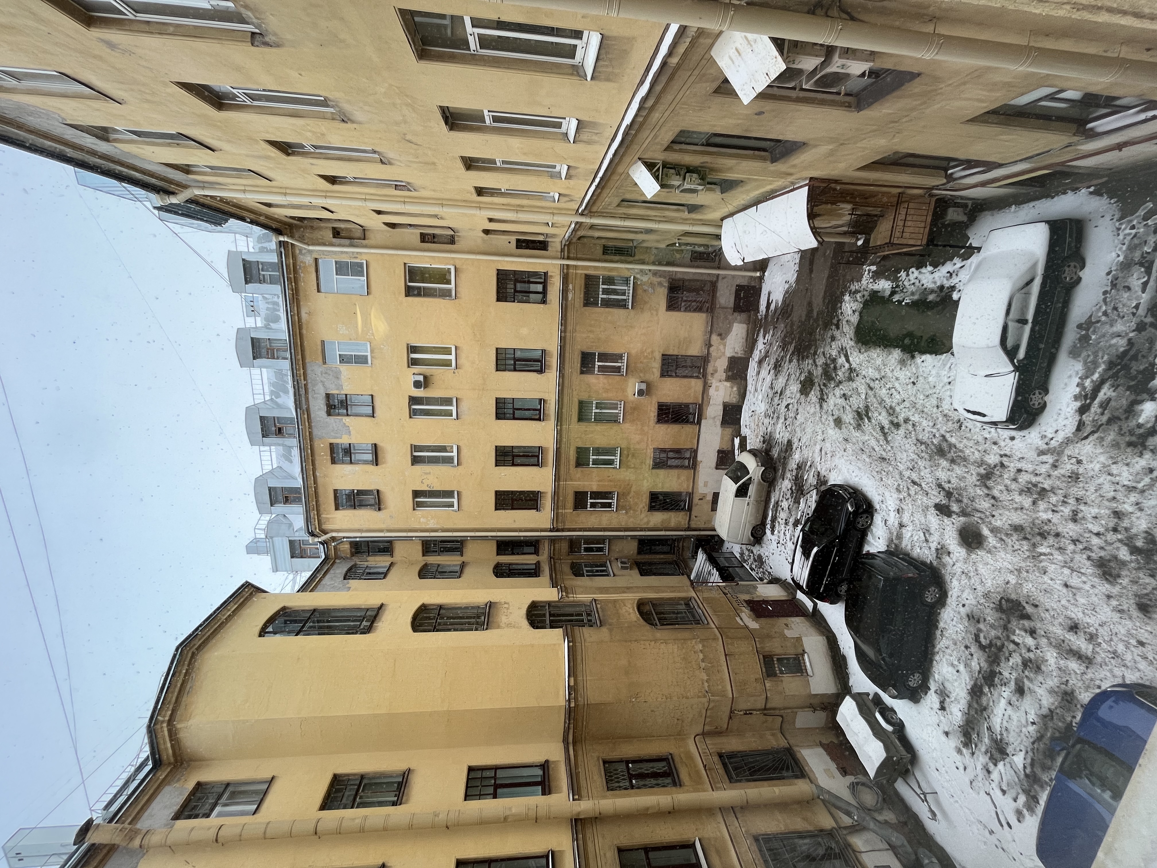 Фото Демократ