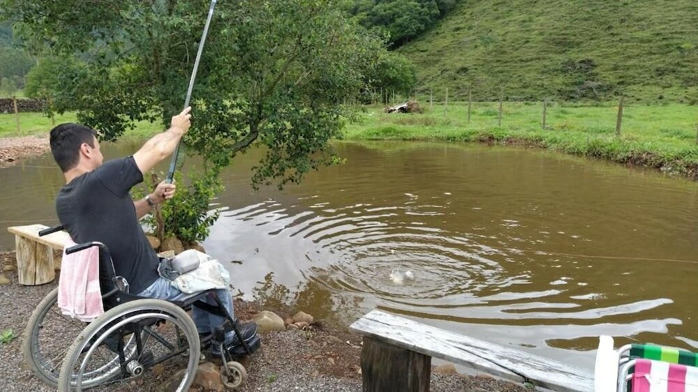 Фото Pousada Chalés Vale do Rio do Boi
