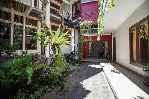 Гостиница RedDoorz near Ngurah Rai Airport 2