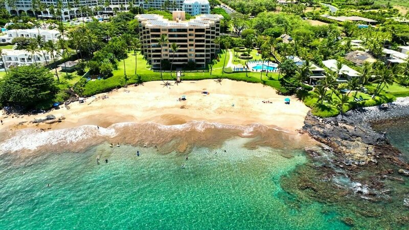 Гостиница K B M Resorts: Polo Beach Pol-109, Ground Floor, 2 Bedrooms. Steps to the Sand, Sunset Views Every Night, Includes Rental Car!