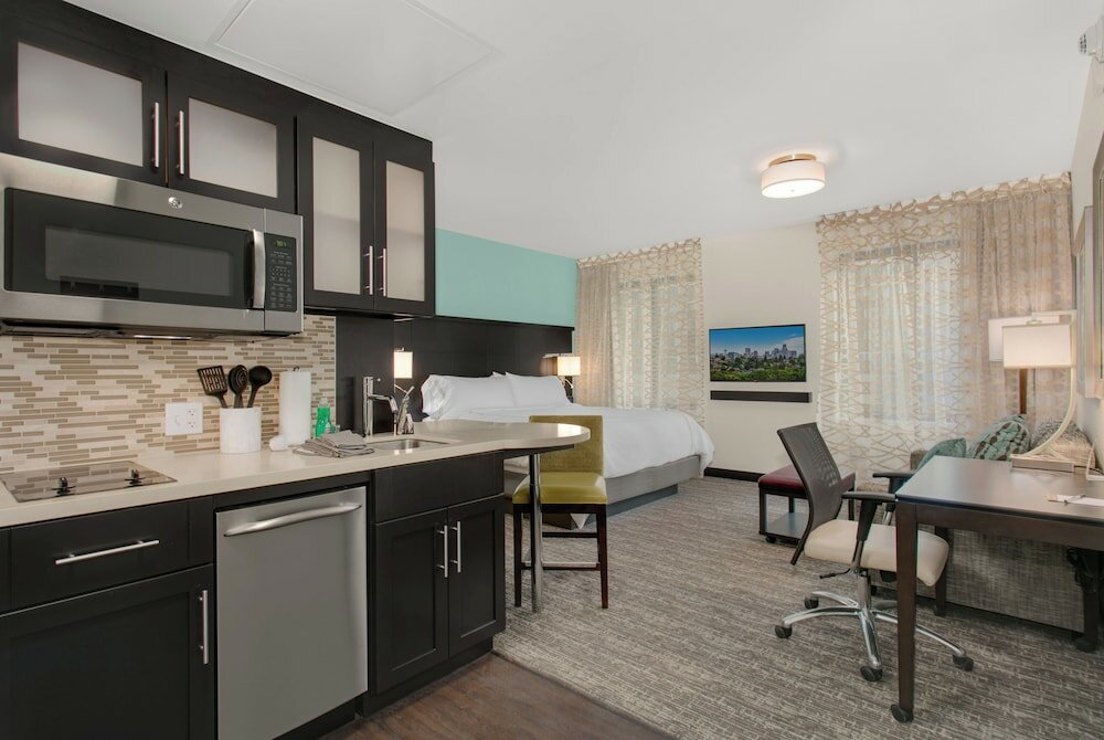 Фото Staybridge Suites Seattle - South Lake Union, an Ihg Hotel