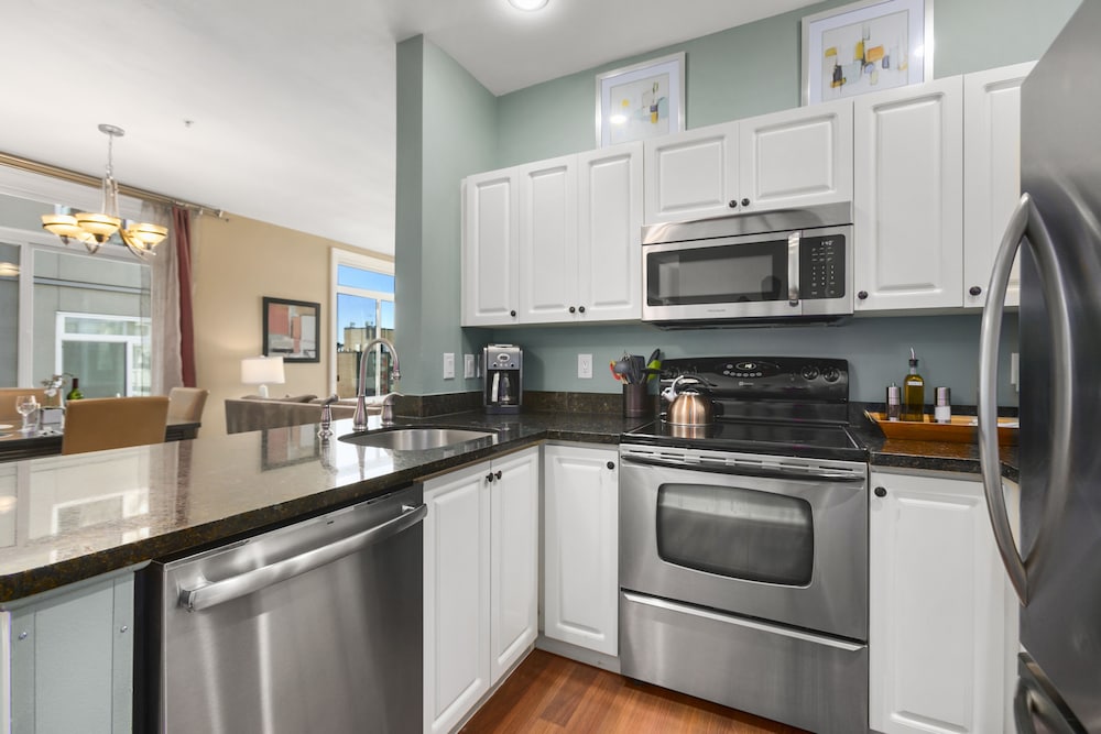 Фото Corner Unit in the Middle of IT All