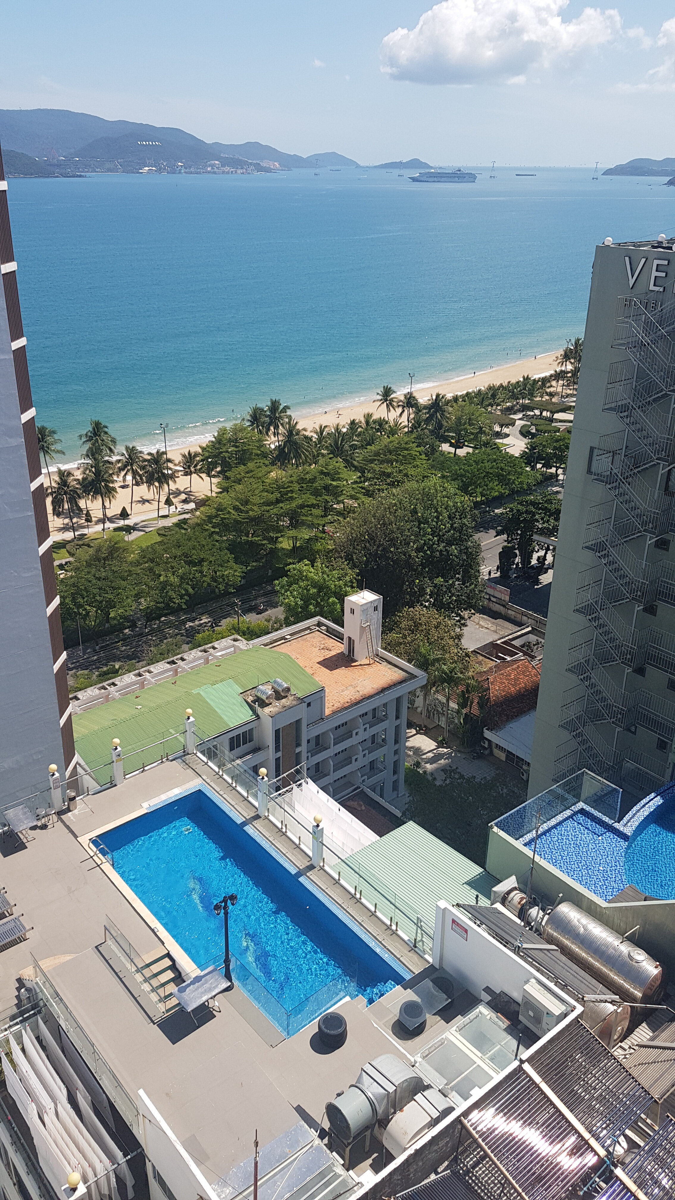 Фото Maple Hotel & Apartment