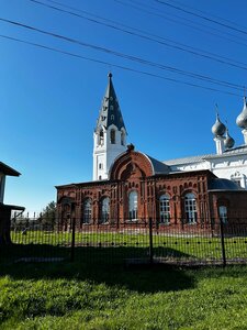 Tserkov Voskreseniya Khristova V Yolnati (Ivanovo Region, Yuryevetskiy rayon, Yolnatskoye selskoye poseleniye, selo Yolnat), orthodox church
