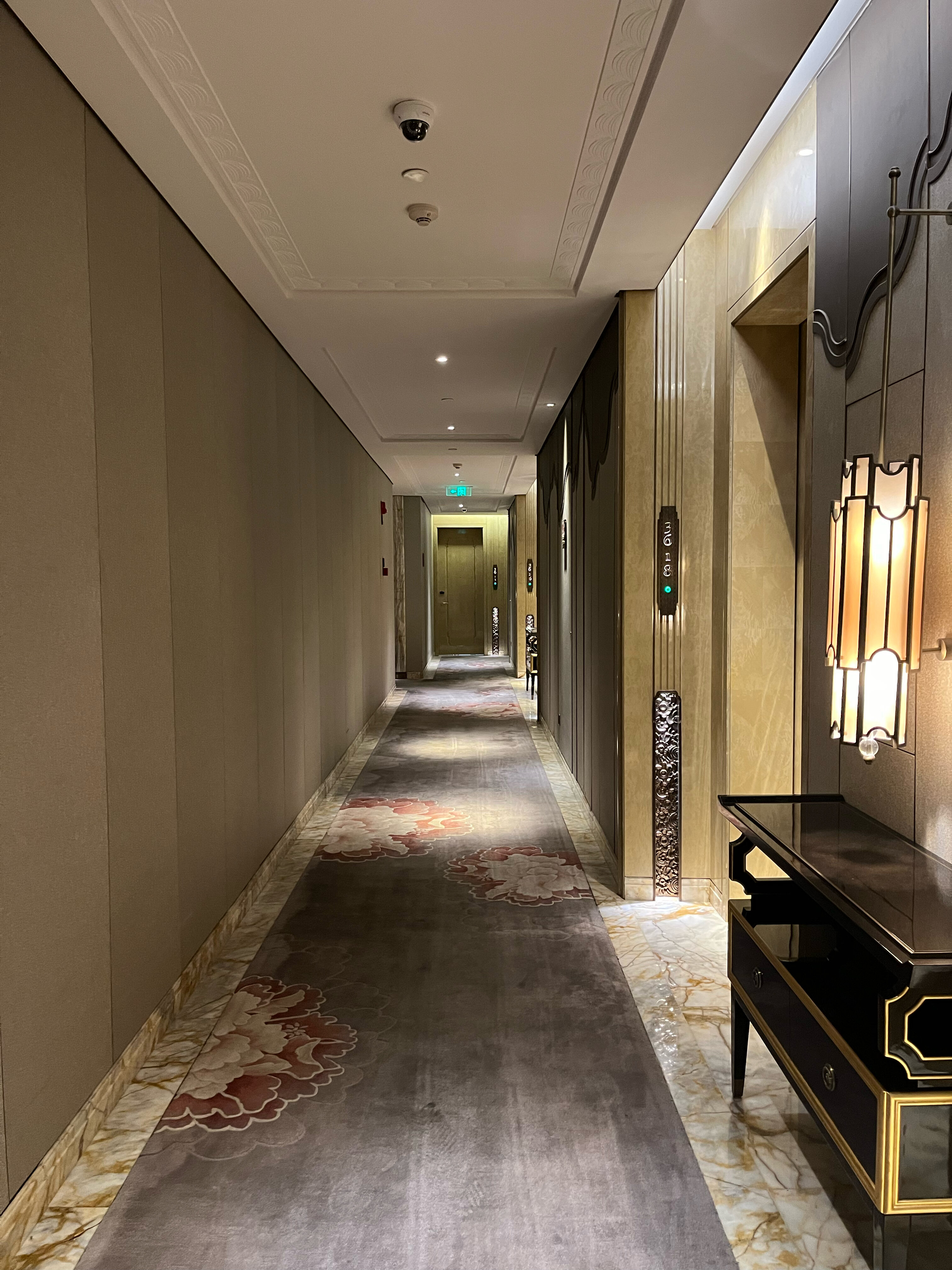 Фото Wanda Reign Chengdu