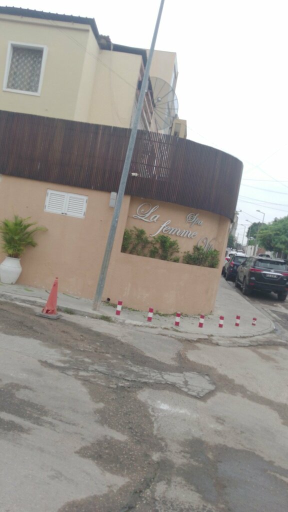 Beauty salon Lá Femme VIP, Loanda, photo