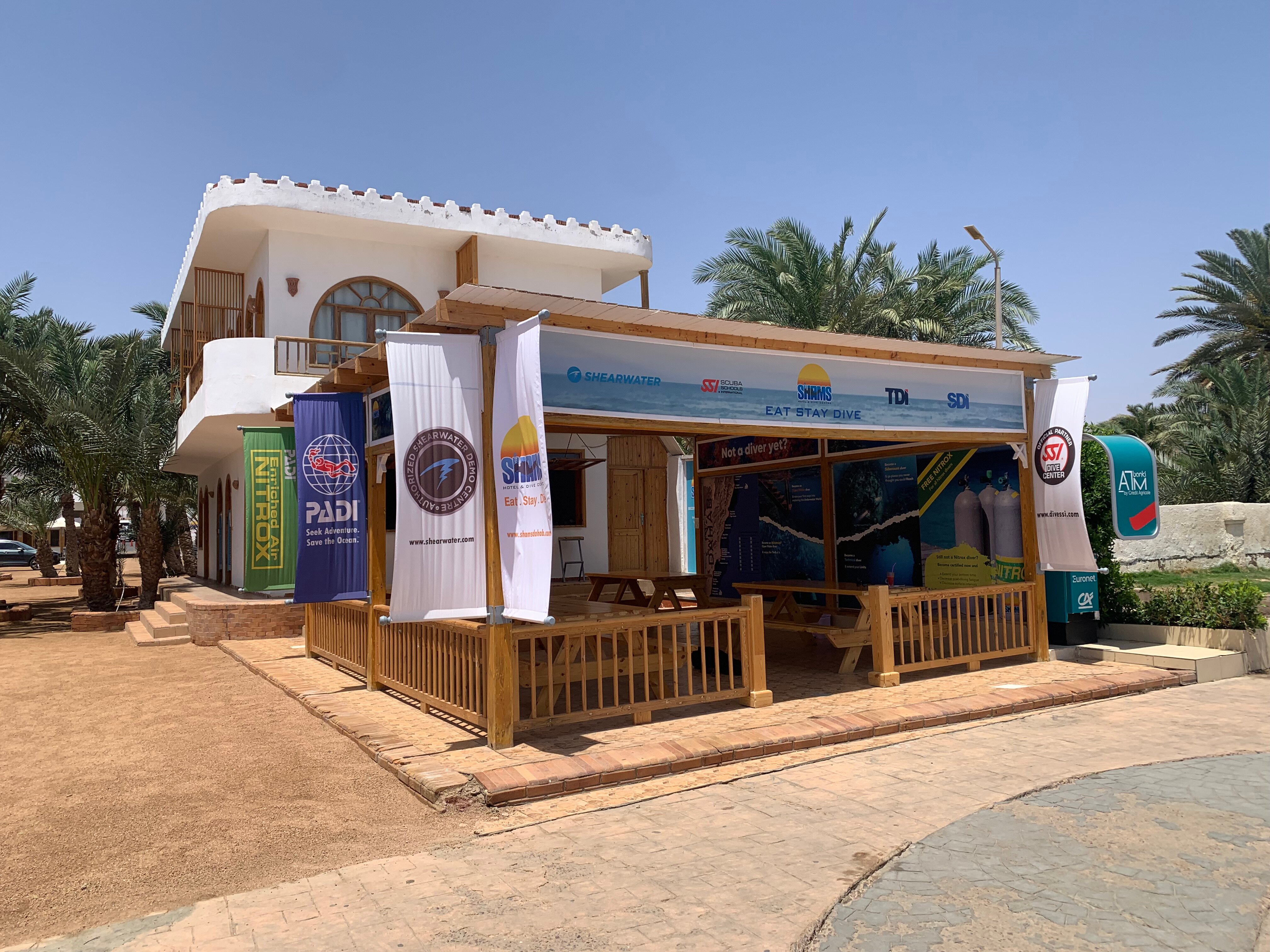 Фото Shams Hotel & Dive Centre