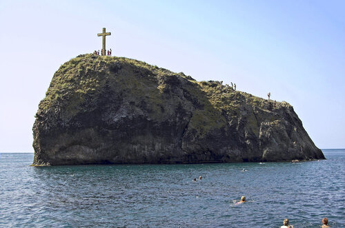 Часовня, памятный крест Поклонный крест, Севастополь, фото