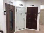 Jaguar (5th Donskoy Drive, 23) ، الأبواب