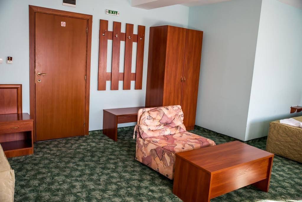 Фото Bariakov Hotel