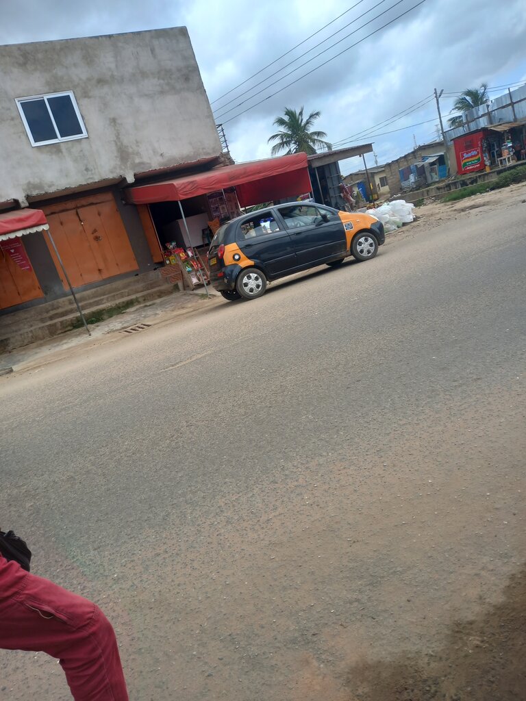 Grocery RichFeel Ventures, Accra, photo