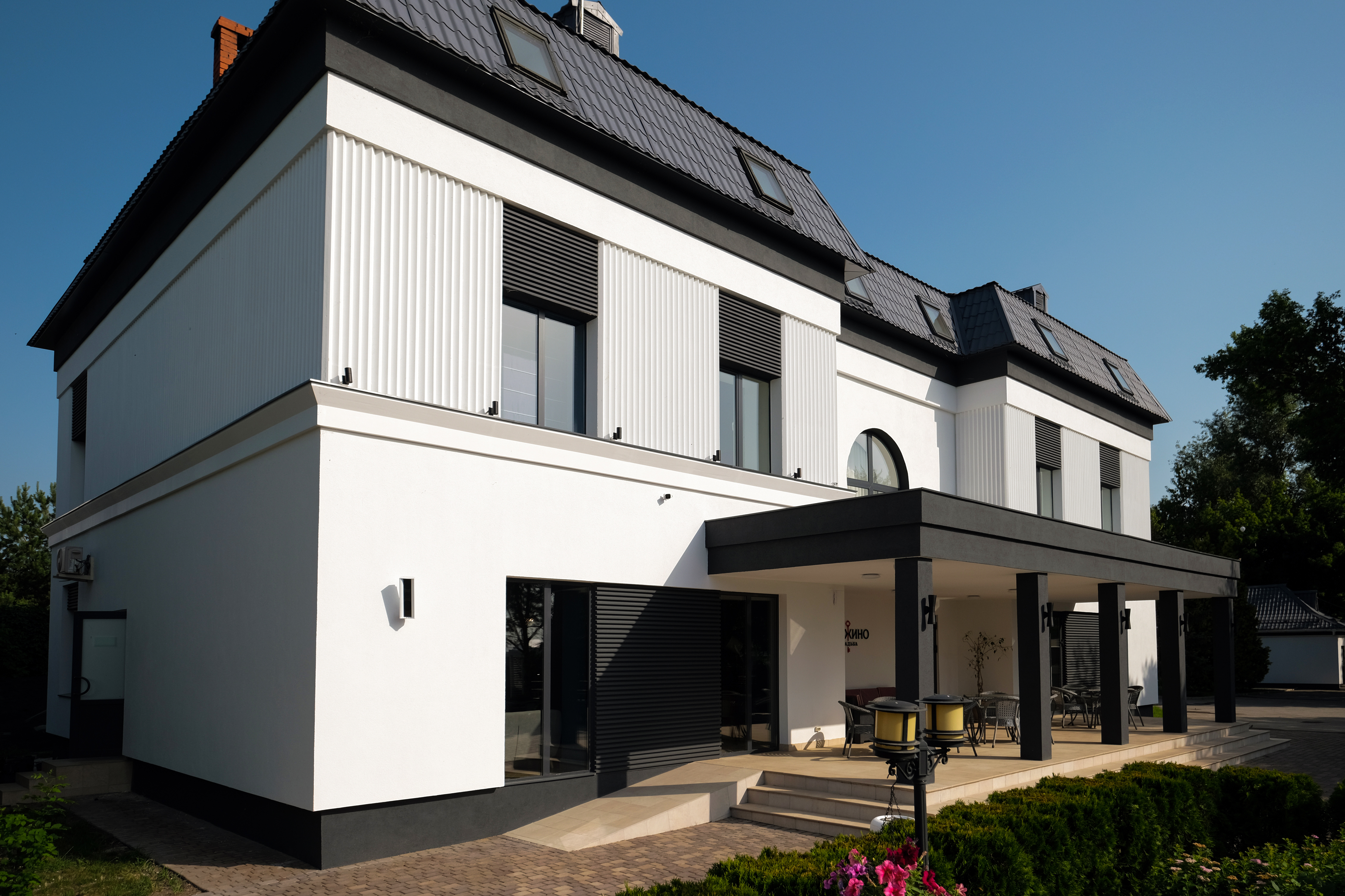 Фото отеля 2