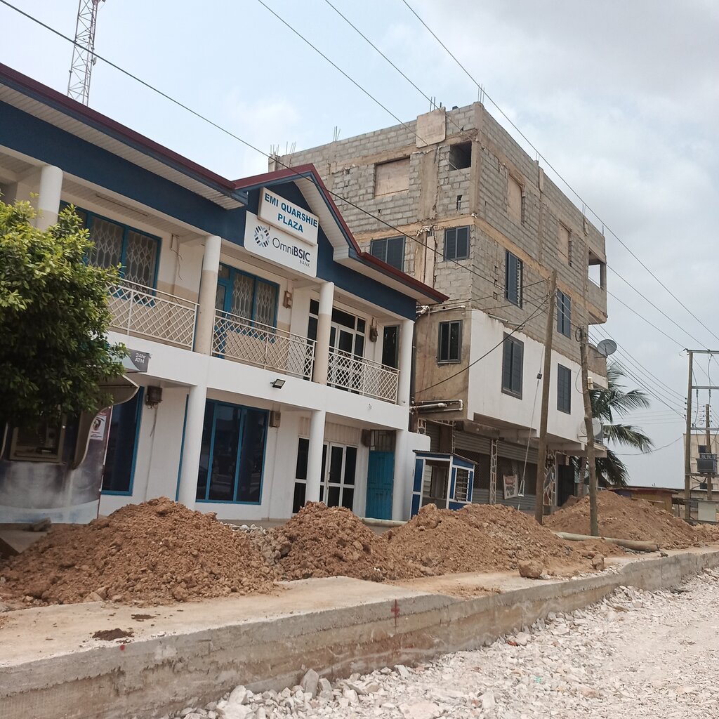 Shopping mall Emi Quarshie Plaza, Earth, photo