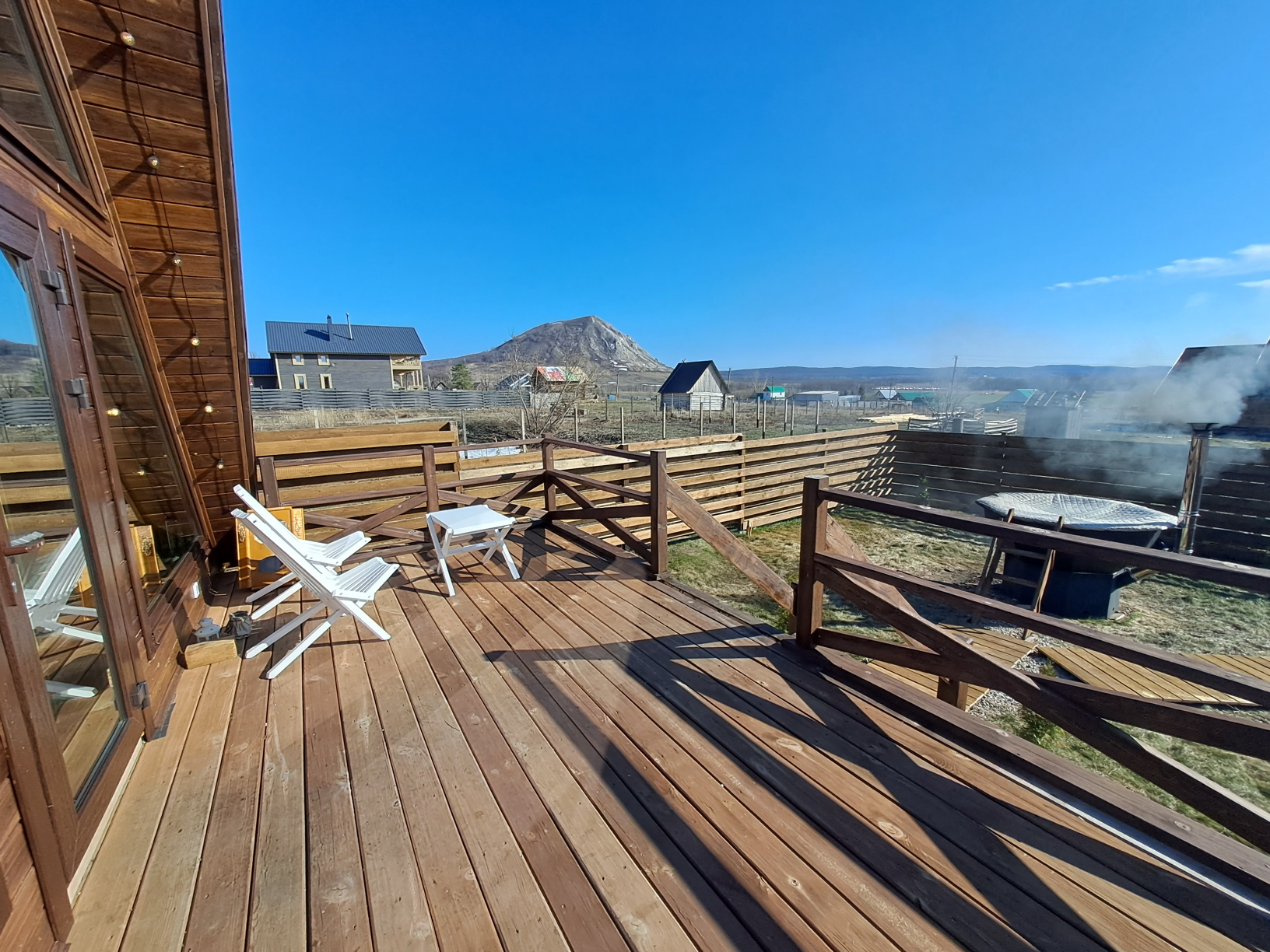 Фото Дом под горой