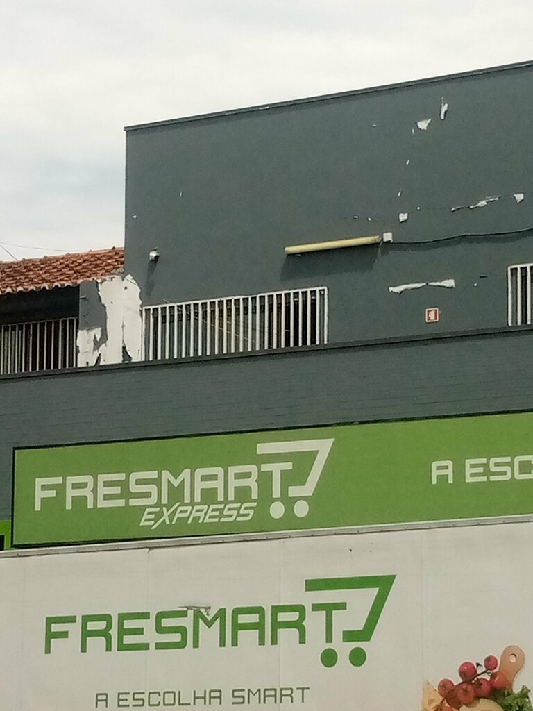 Supermarket Fresmart Express Zé Pirão, Loanda, photo