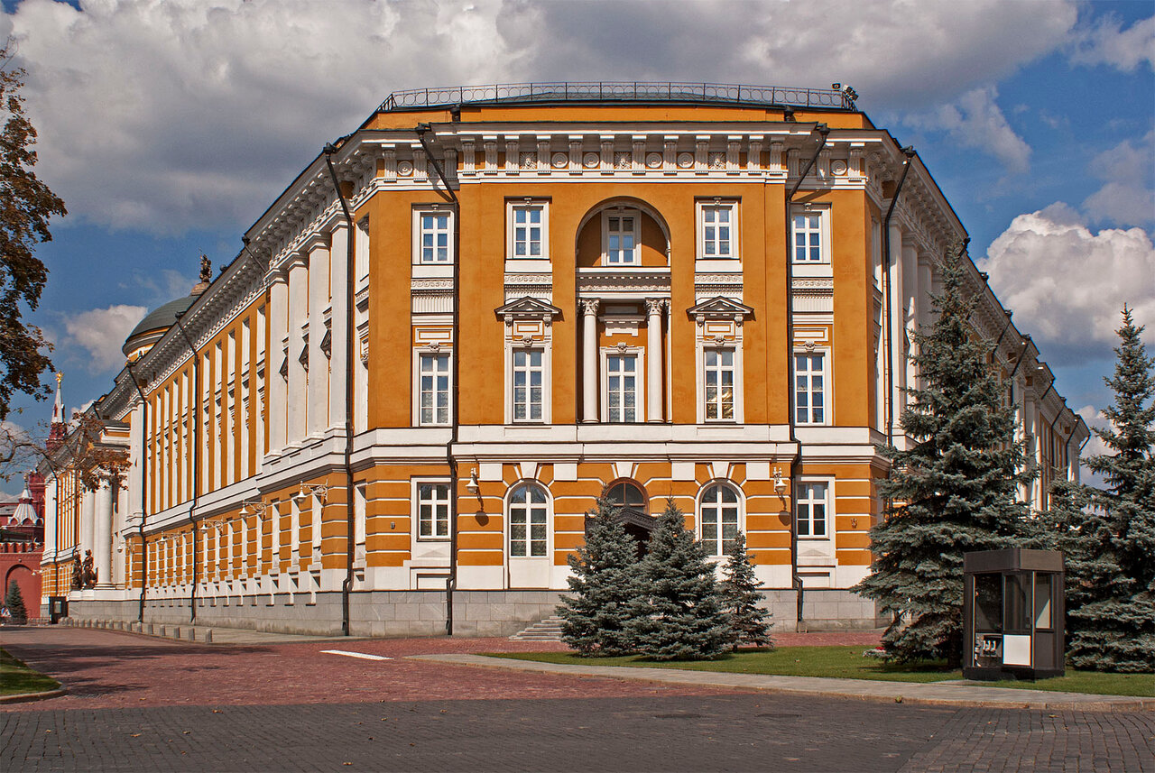 Сенатский дворец в кремле