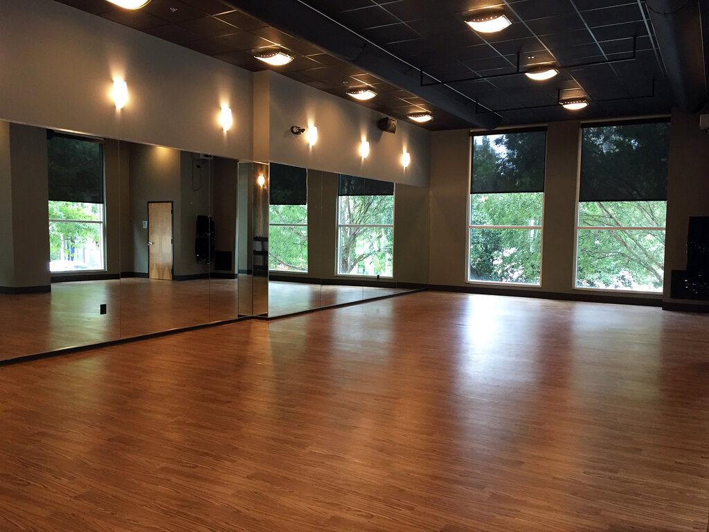 центр йоги - CorePower Yoga - Атланта, фото № 2.