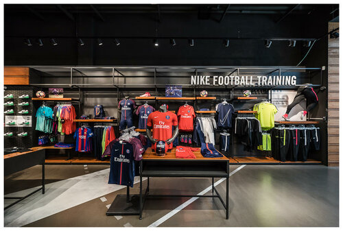 Nike Store Rue des Buissons 30