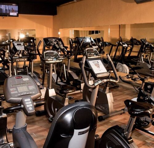 Hollywood, Gym, +7 912 852-16-19, ул. Дзержинского, 11, Воткинск, республика Удм