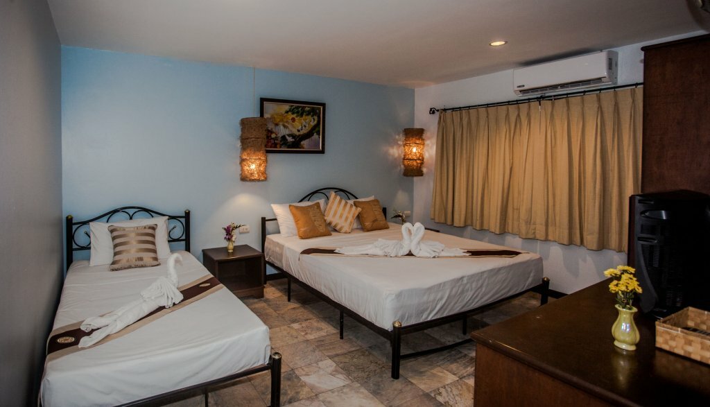 Hotel Nirvana Hotel, Phuket Province, photo