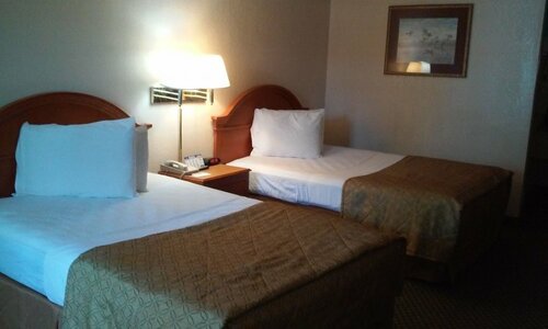 Гостиница Vista Inn & Suites Tampa
