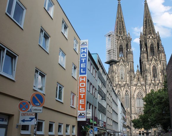 Фото a&o Köln Dom