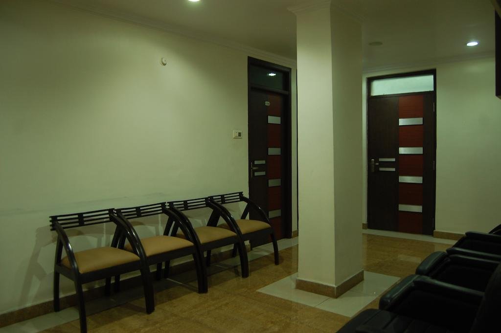 Фото Orchid Business Luxury Hotel