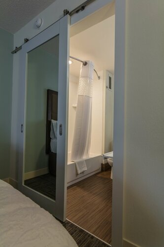 Гостиница Hampton Inn Winchester-University/Mall Area в Винчестере