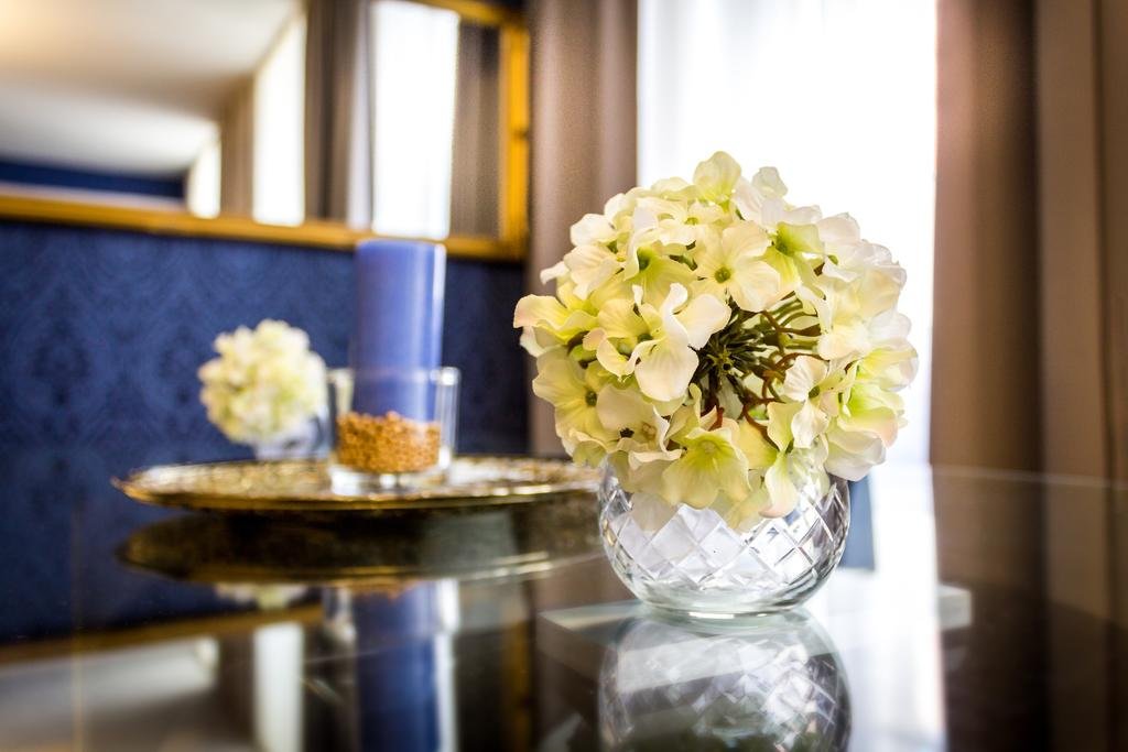 Фото Abieshomes Serviced Apartments - Downtown