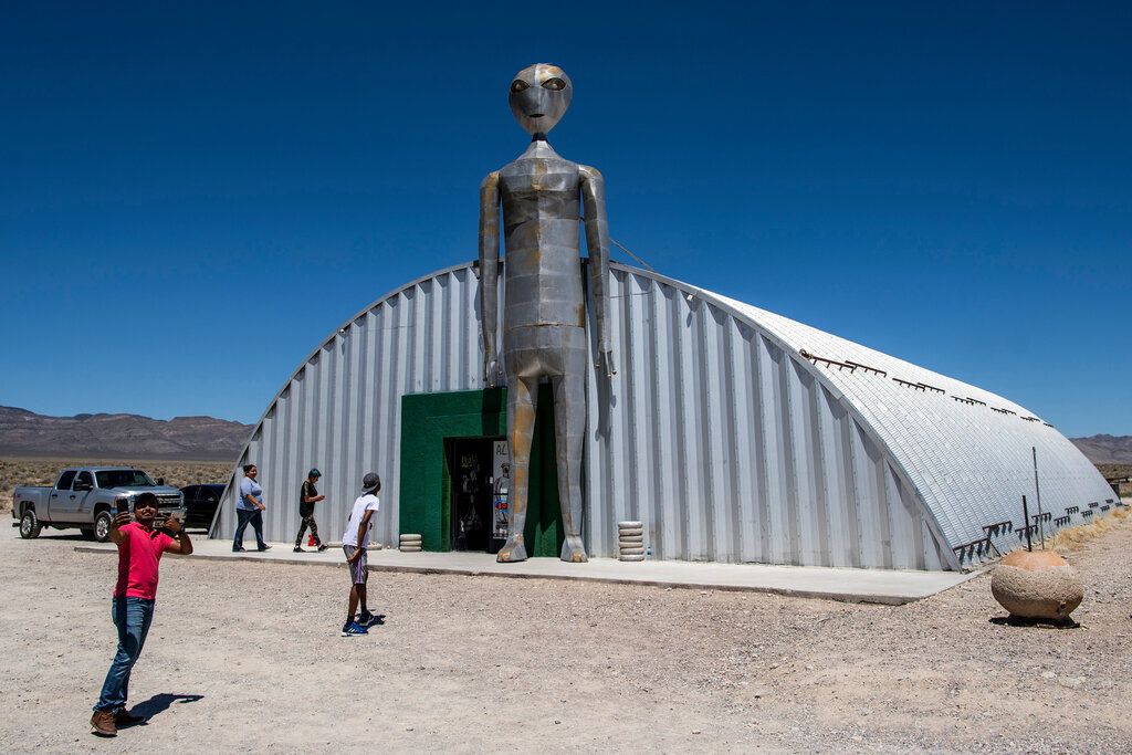 Management and maintenance of air transport Area 51, State of Nevada, photo