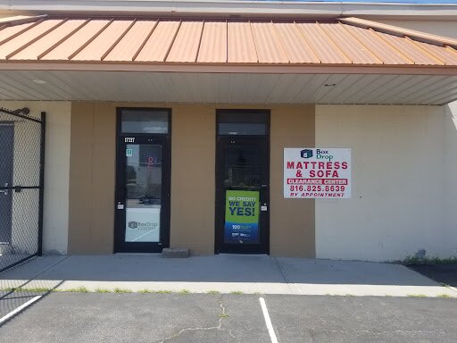 Shopping mall BoxDrop Mattress and Furniture of Cass County, State of Missouri, photo