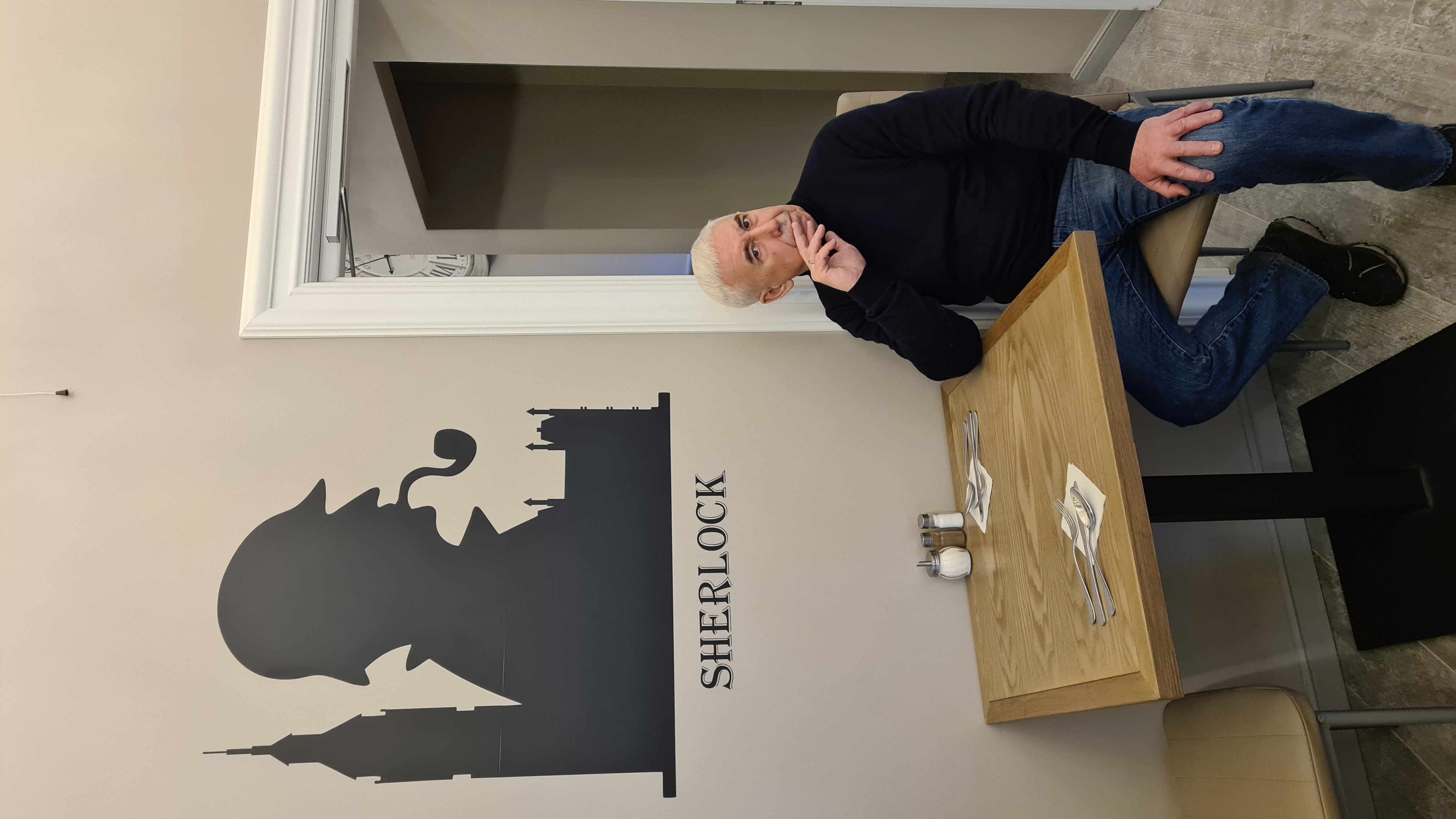 Фото Шерлок