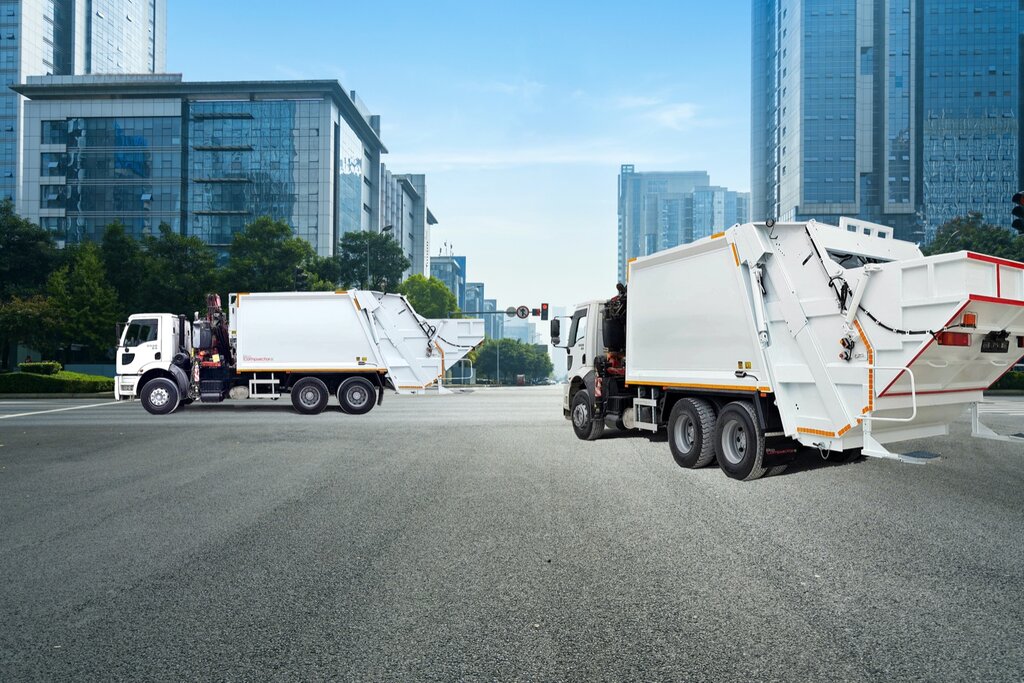 Trucks Procompactor Waste Management Vehicles, Aliaga, photo