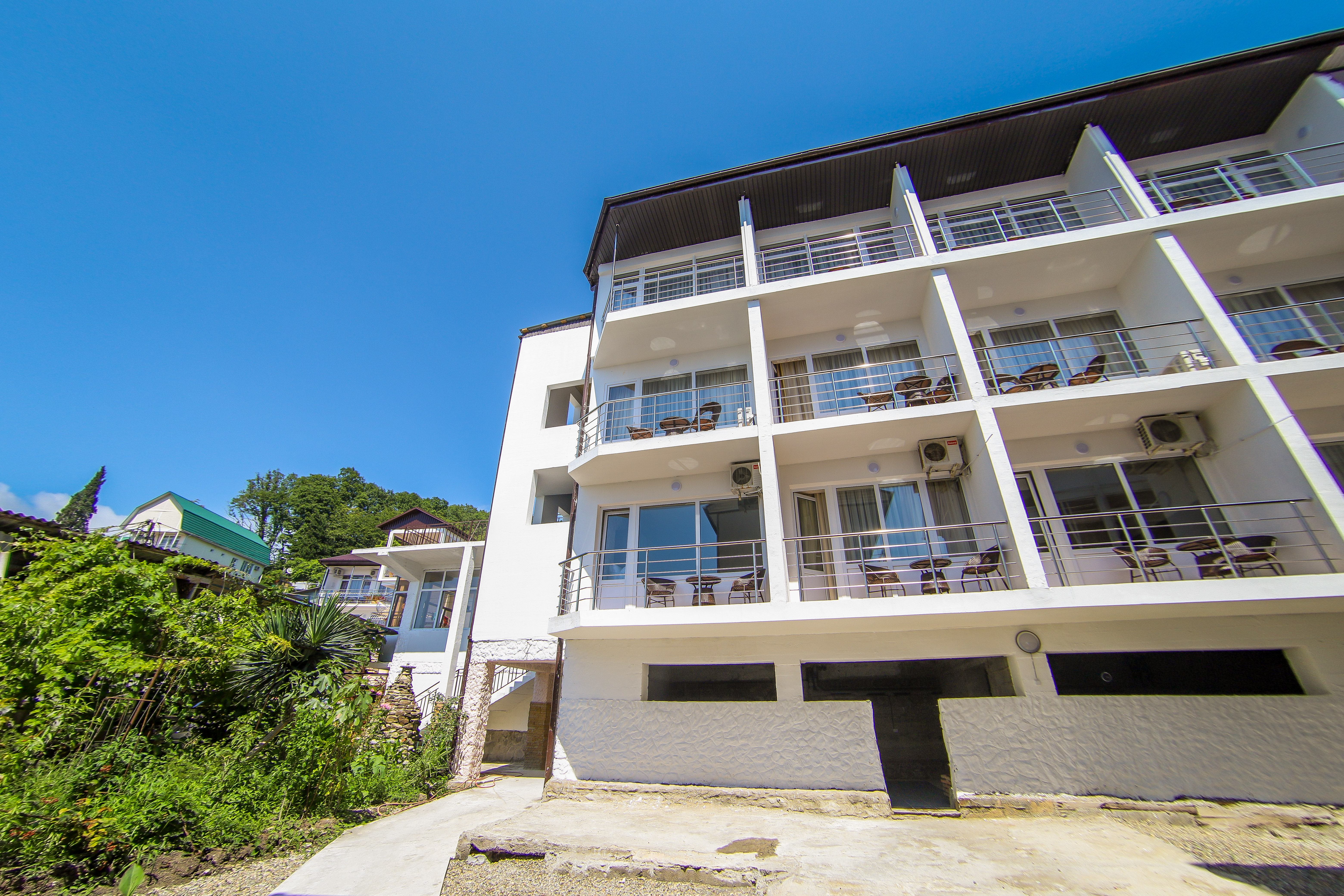 Фото отеля 2