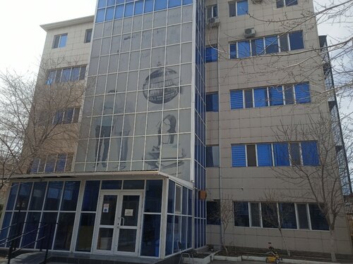 Азиат әйелдің жалауға мәжбүр болған порно видеосын қараңыз