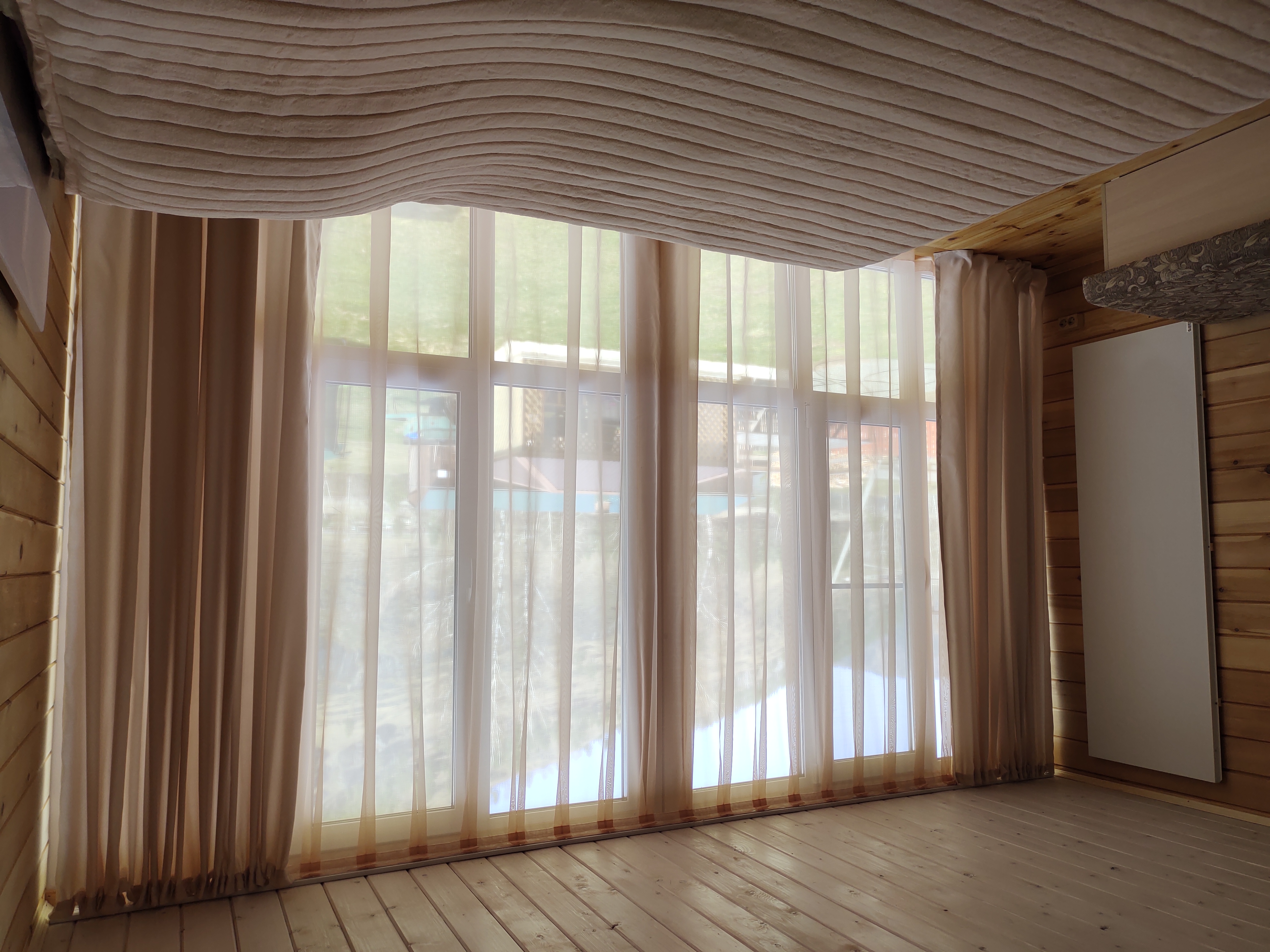 Фото Золотой медведь