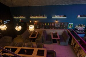 Rvb (Kirov, Karla Marksa Street, 99) ، حانة، بار