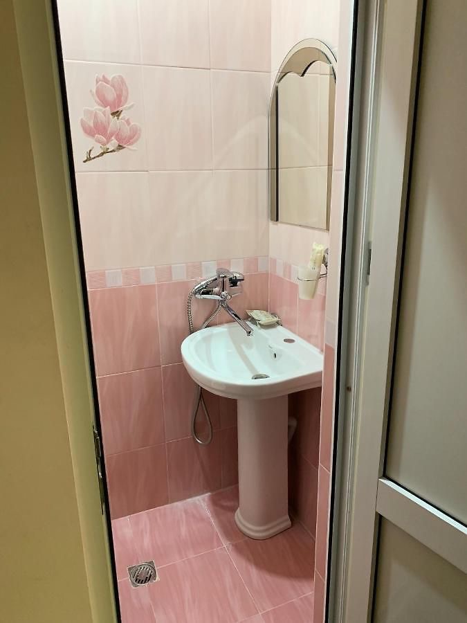 Фото Нартон