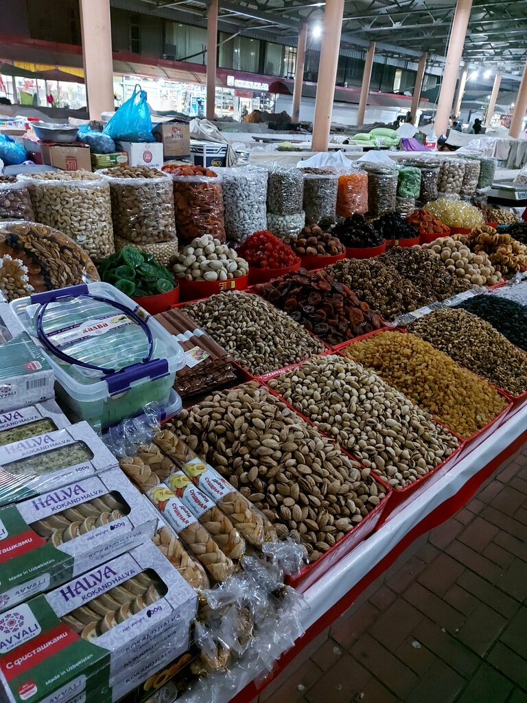 Продуктовый рынок Farxod Dehqon Bozori Фархадский базар Farhad market, Ташкент, фото