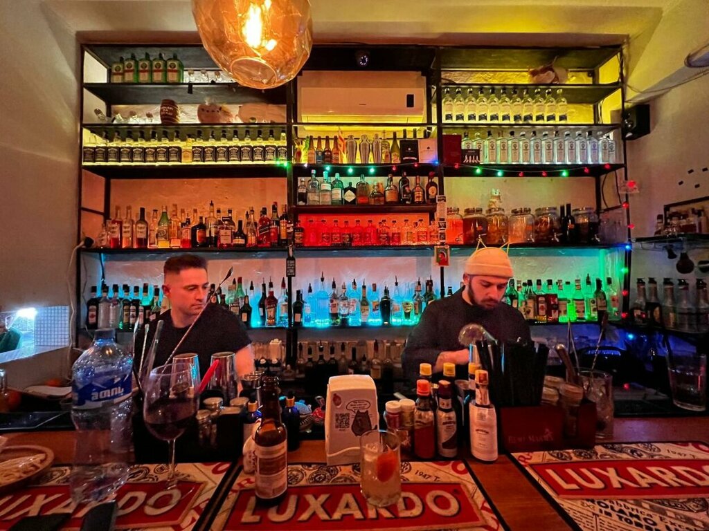 Бар, паб Meow Bar, Батуми, фото