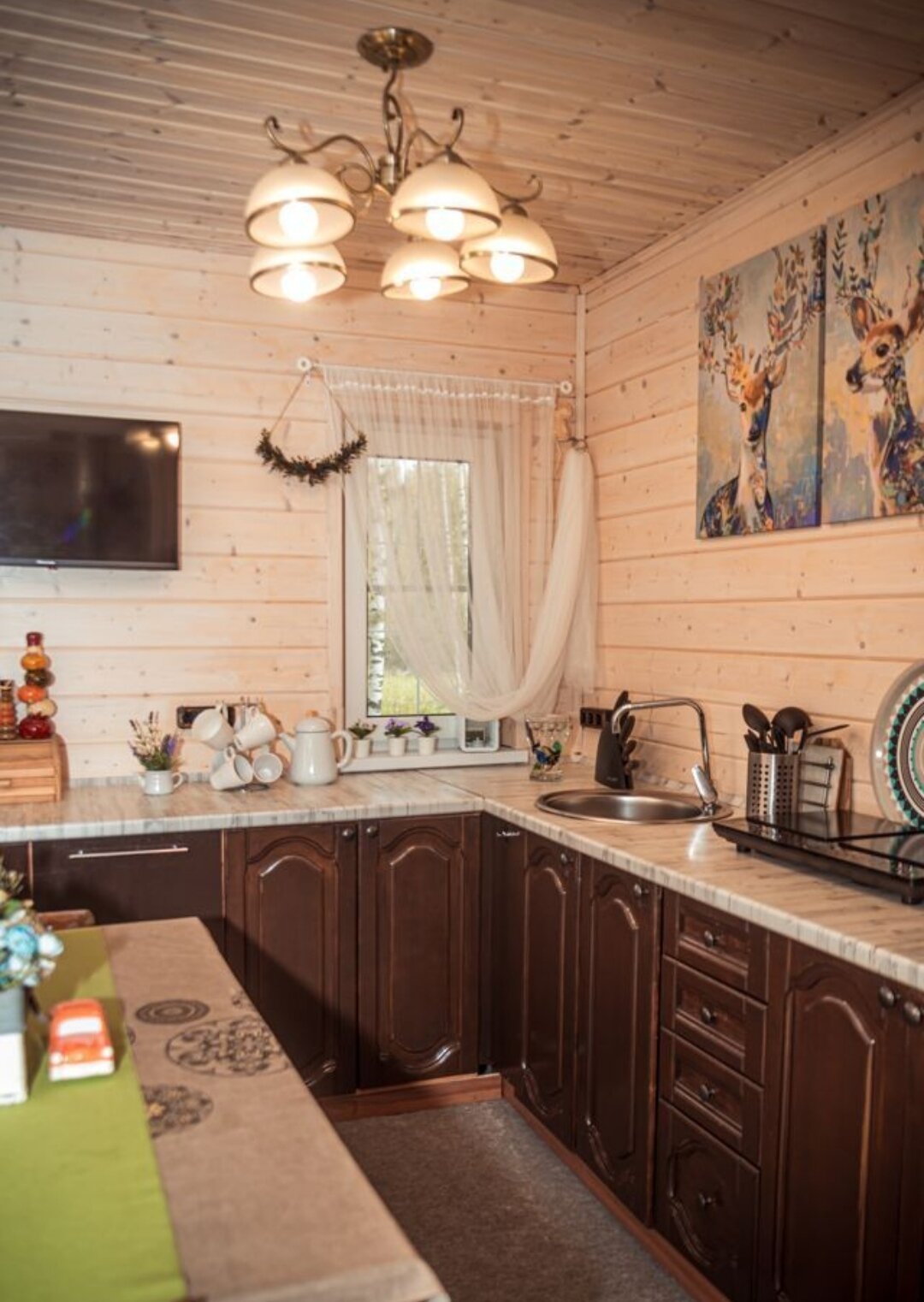 Фото Домик в лесу.76