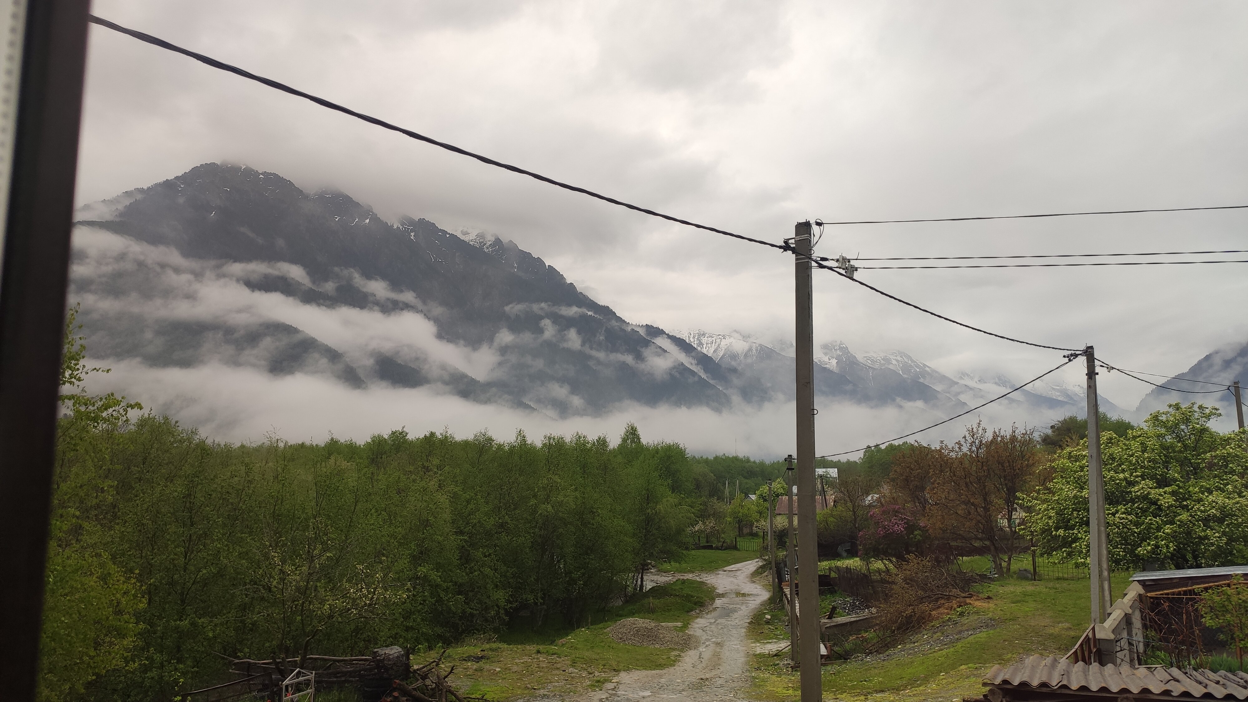 Фото Дом у горной реки