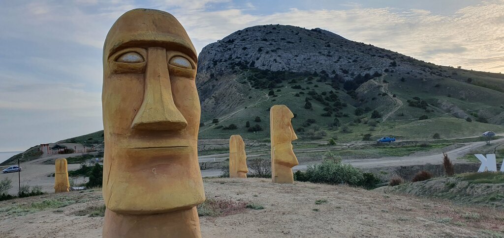 Landmark, attraction Easter Island Heads, Republic of Crimea, photo