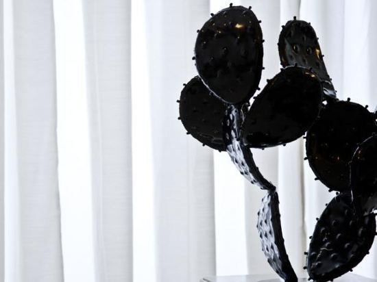 Фото La Renaissance Hotel